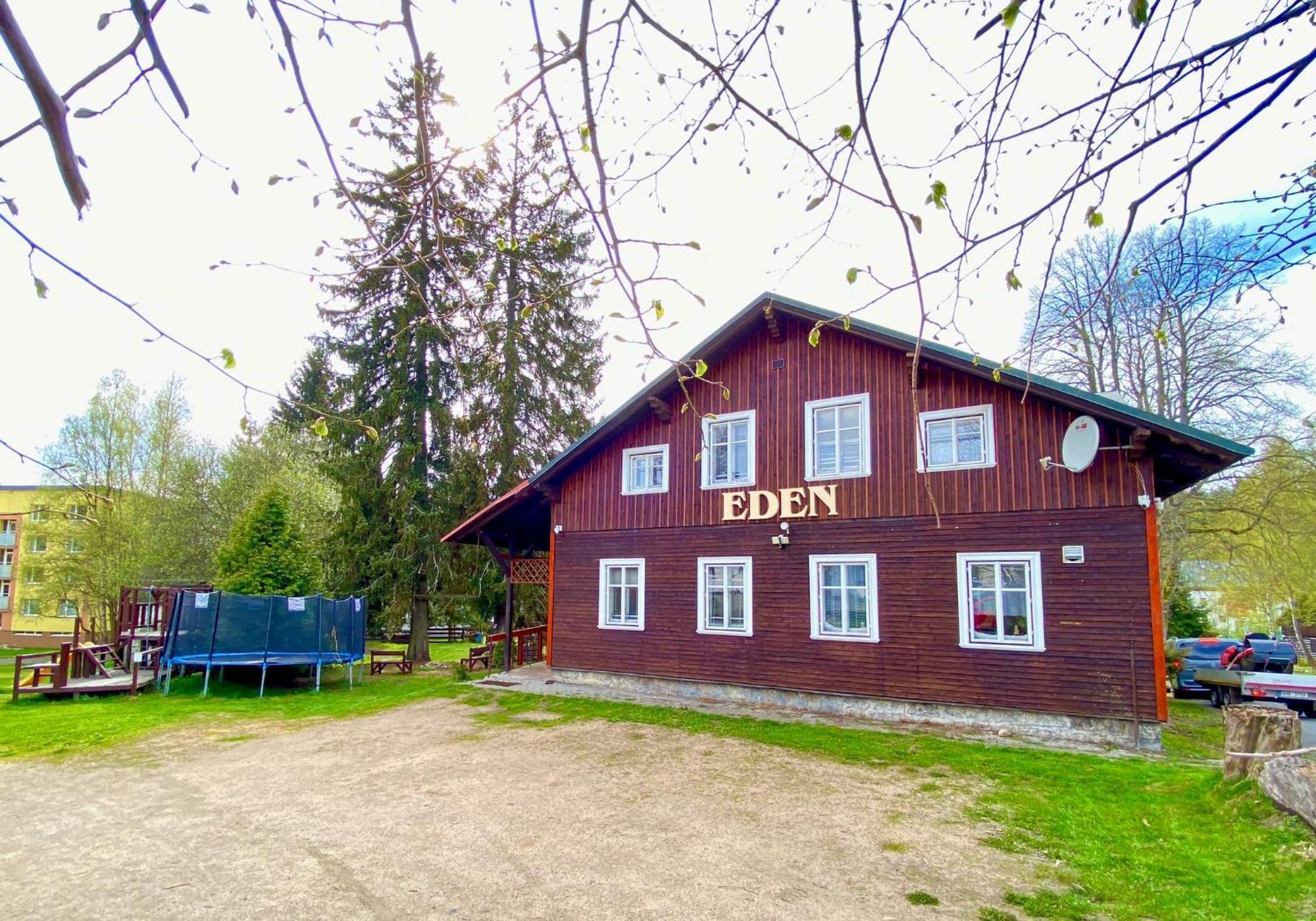 Chalupa Eden Harrachov Esterno foto